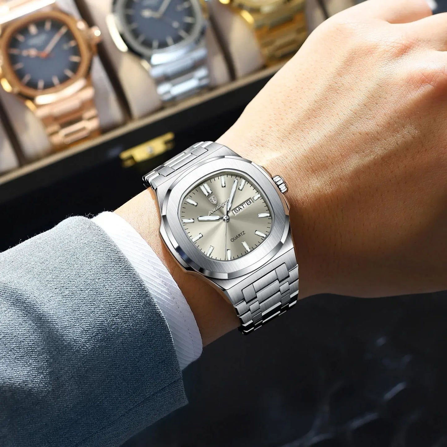 POEDAGAR Montre Homme Militaire De Luxe Carré Étanche Lumineux Date Semaine Hommes Montre En Acier Inoxydable Quartz Hommes Montres Reloj + boîte
