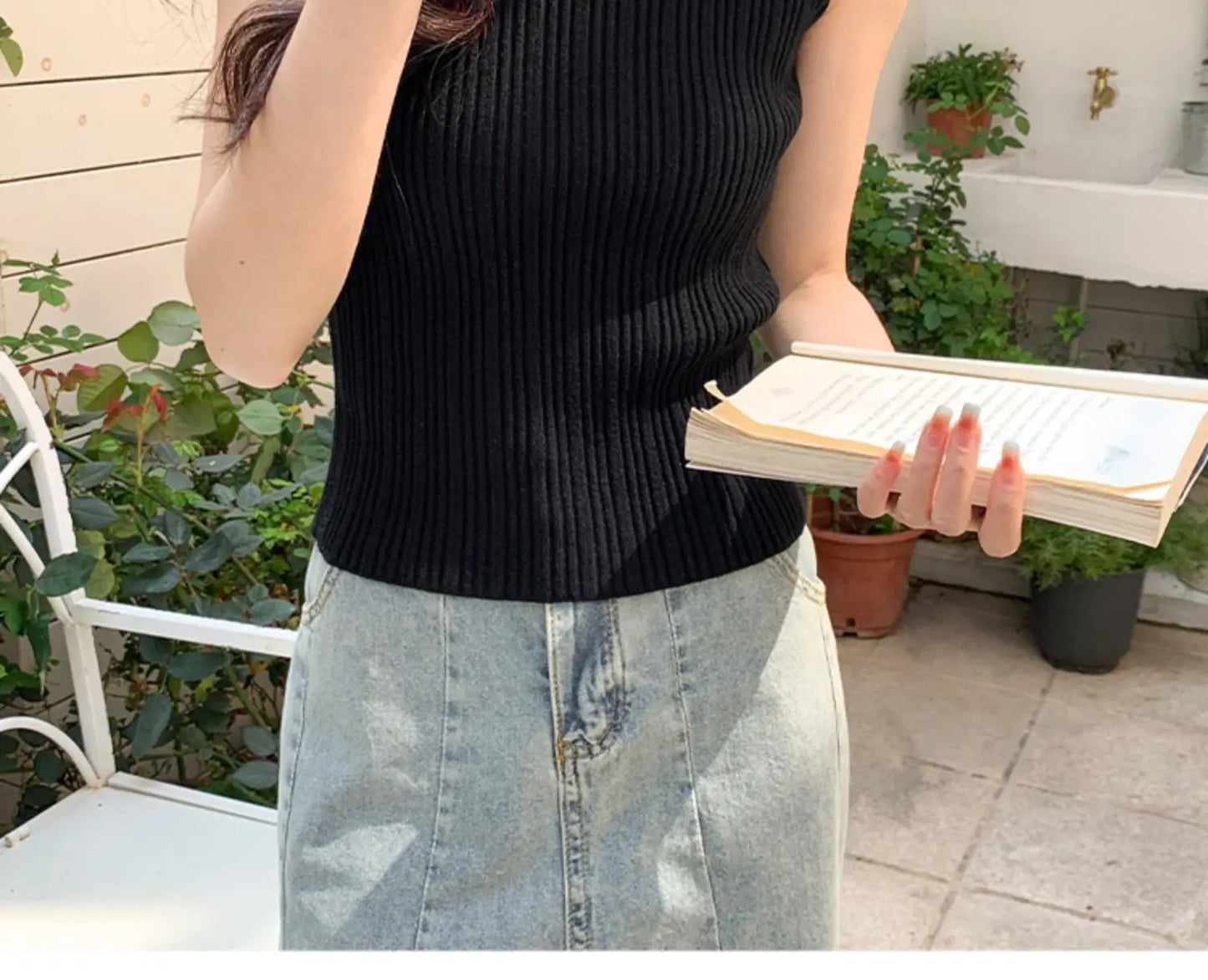 AOSSVIAO 2024 Korea Knitted Vests Women Top O-neck Solid Tank Blusas Y2K Summer New Fashion Female Sleeveless Casual Thin Tops