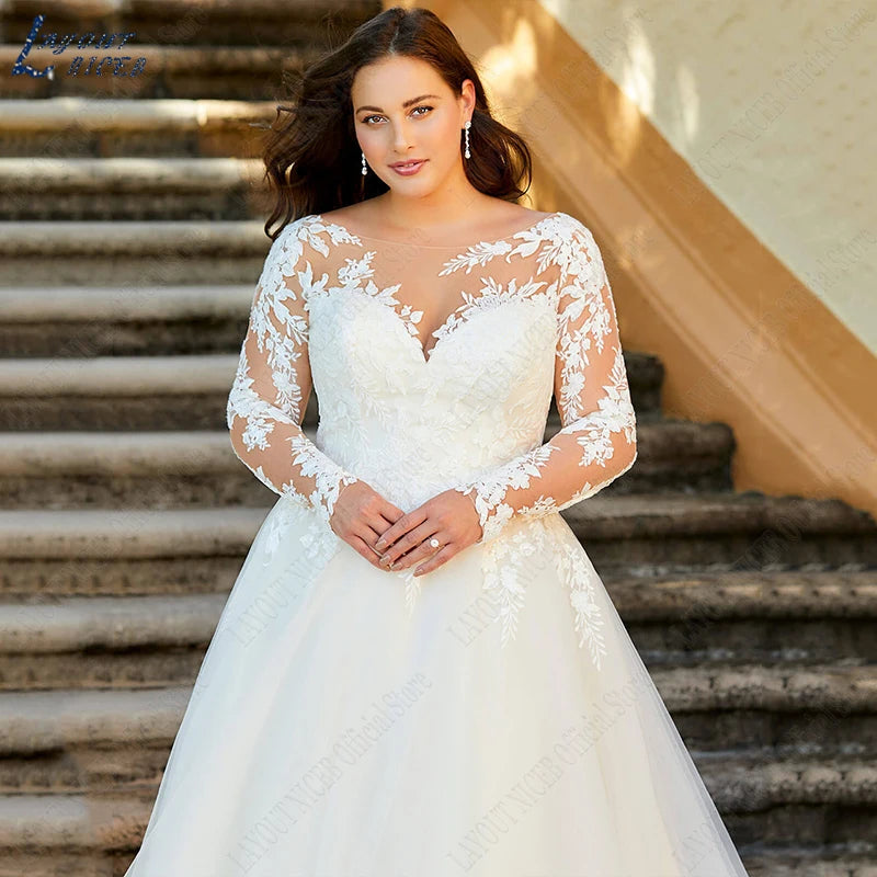 LAYOUT NICEB Wedding Dress Plus Size Woman Long Sleeves Illusion Back A Line Bride Gowns Lace Appliques Vestido De Casamento